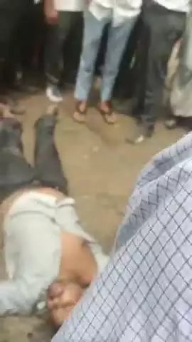 बारा: उपजिलाधिकारी बारा के अदालत से मोबाइल चोरी कर भाग रहे चोर को ग्रामीणों ने पकड़कर पुलिस को सौंपा