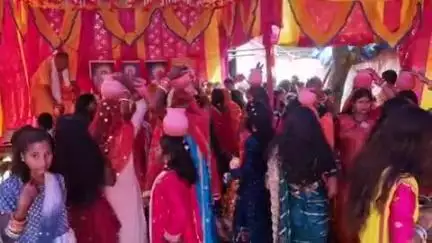 सारठ: सारठ राम-जानकी मंदिर में 5 कुंडीय गायत्री महायज्ञ के लिए निकली कलश यात्रा, सैंकड़ों लोग हुए शामिल