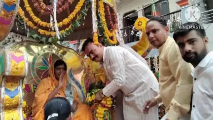 गुरुमां कृष्णा के जन्मदिवस परशोभायात्रा का सकल हिन्दू समाज, नपा अध्यक्ष प्रतिनिधि, कुशवाह समाज आदि ने किया स्वागत सम्मान
