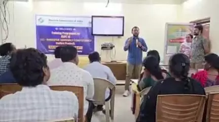 మార్కాపురం: బిఎల్ఓ ల శిక్షణ కార్యక్రమంలో పాల్గొన్న సబ్ కలెక్టర్ ఎస్ వి త్రివినాగ్