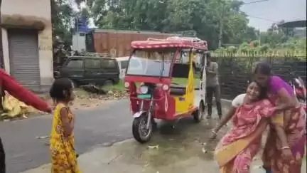 পূর্বস্থলী ২: পাটুলির নারায়ণপুর শিবতলার কাছে পথদুর্ঘটনায় মৃত্যু ৩ যুবকের, ঘটনায় এলাকায় শোকের ছায়া
