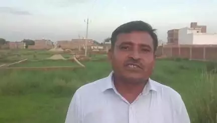 सिराथू: चकमानिकपुर के एक पूर्व फ़ौजी ने कछुआ पावर हाउस के एसडीओ पर आरोप लगाया, कहा- कनेक्शन कटवाकर जोड़ने के लिए मांगा ₹20,000