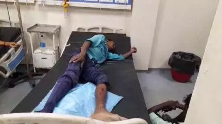 बरही: बरही सामुदायिक स्वास्थ्य केंद्र में मजदूर पर गिरा मार्बल पत्थर, गंभीर रूप से घायल, अस्पताल में भर्ती