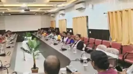 অমরপুর: কাকড়াবন আর.ডি. ব্লকের উদ্যোগে আয়োজিত স্কিল ডেভেলপমেন্ট ট্রেনিং প্রোগ্রামে অংশগ্রহণ করে বিধায়ক