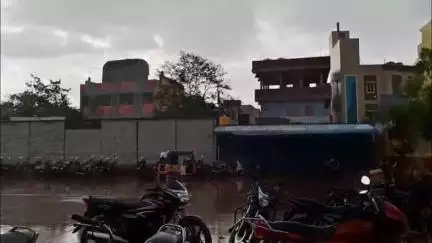 జిల్లాలో 20 మండలాల్లో వర్షాలు అత్యధికంగా వెలుగోడు మండలంలో 15.4 మిల్లీమీటర్ల వర్షపాతం నమోదు