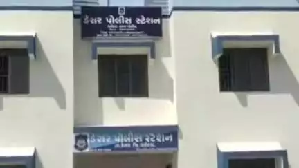 સાવલી: મેરાકુવા બાદ પ્રતાપપુરા રાજપુરા દુધ મંડળીમાં પાણી ઉમેરી દૂધ ભરવાનું દુધ ઊત્પાદક મંડળીનુ કૌભાંડ