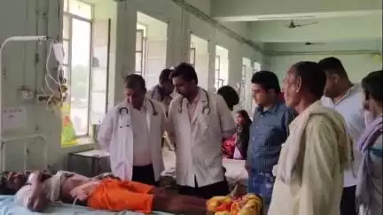 सरदारशहर: राजकीय उपजिला अस्पताल में डॉ. प्रवेश सोनी ने अपेंडिक्स के मरीज का आपातकालीन ऑपरेशन कर बचाई जान
