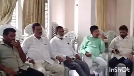 10 ఏళ్ల బీఆర్ఎస్ హయాంలో జరిగిన వరంగల్‌ అభివృద్ధిపై చర్చకు సిద్ధమా అని సవాలు విసిరిన కాంగ్రెస్ కార్పొరేటర్లు