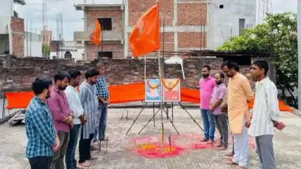दरभंगा: दरभंगा के मिश्रटोला स्थित जिला कार्यालय में एबीवीपी ने मनाया 77वां स्थापना दिवस