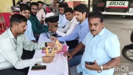 दौसा: दोसा नगर परिषद में मुख्यमंत्री विश्वकर्मा पेंशन योजना के तहत सिविल ने लोगों को दी जानकारी