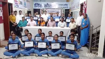 रेलमगरा: जिंक कौशल रेलमगरा में जनरल ड्यूटी असिस्टेंट बैच का भव्य दीक्षांत समारोह सम्पन्न, नाबार्ड की पहल से संवर रहा है