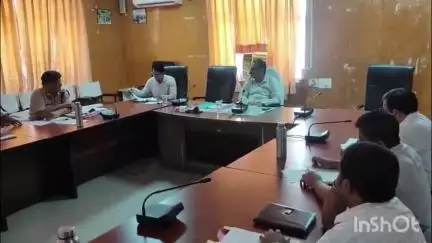राजसमंद: राजसमंद कलेक्ट्रेट में कलक्टर हसीजा की मैराथन बैठक, बाल संरक्षण व एससी-एसटी एक्ट पर दिए आवश्यक दिशा निर्देश
