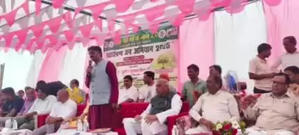इटवा: खेसरहा क्षेत्र के फरीदाबाद गांव में 7000 पौधों का रोपण किया गया, राज्य ललित कला अकादमी के अध्यक्ष रहे मौजूद