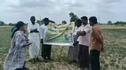 కమలాపురం: కమలాపురం : రైతులకు మట్టి పరీక్షలు, విత్తన శుద్ధి యొక్క ప్రాముఖ్యతను తెలియజేసిన వ్యవసాయాధికారులు