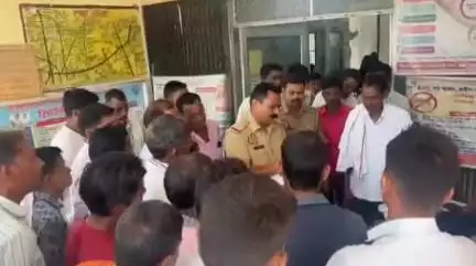 सीतापुर: कपूरपुर ग्राम पंचायत में नल पर हाथ-पैर धोने गए व्यक्ति को लगा करंट, इलाज के दौरान हुई मौत, जांच में जुटी पुलिस