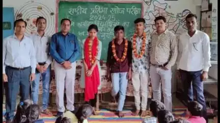 खिलचीपुर: एनएमएमएस में तीन स्टूडेंट्स को सफलता, 4 सालों तक मिलेगी ₹12 हजार की स्कॉलरशिप, गुराड़िया में प्राचार्य ने किया सम्मानित