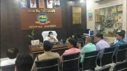 पौड़ी: नगर निगम श्रीनगर की दुकानों पर स्वामी का नाम होना अनिवार्य, 25 जुलाई तक लागू करने के दिए गए निर्देश