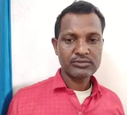 गोगरी: खगड़िया: टॉप टेन अपराधी, 50,000 का इनामी कुमोद यादव उसरी राटन से गिरफ्तार