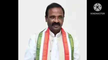 ఖమ్మం అర్బన్: జిల్లాలో ఎఐసిసి కార్యదర్శి వంశీచంద్ రెడ్డి పర్యటన జిల్లా కాంగ్రెస్ కమిటీ అధ్యక్షులు పువ్వాళ్ళ దుర్గాప్రసాద్