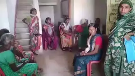 गुमला: कोटाम पंचायत भवन में धरती आभा जन भागीदारी शिविर का आयोजन किया गया