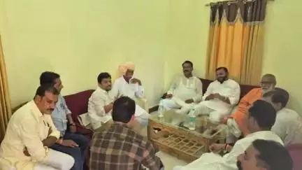 सुसनेर: भाजपा जिलाध्यक्ष ने पदाधिकारियों, कार्यकर्ताओं और जनप्रतिनिधियों से की मुलाकात, आगामी कार्यक्रम की जानकारी दी