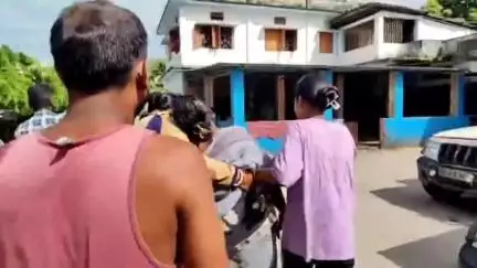 ধূপগুড়ি: চিকিৎসার গাফিলতিতে শিশু মৃত্যুর অভিযোগে তোলপাড় ধুপগুড়ি মহাকুমা হাসপাতাল