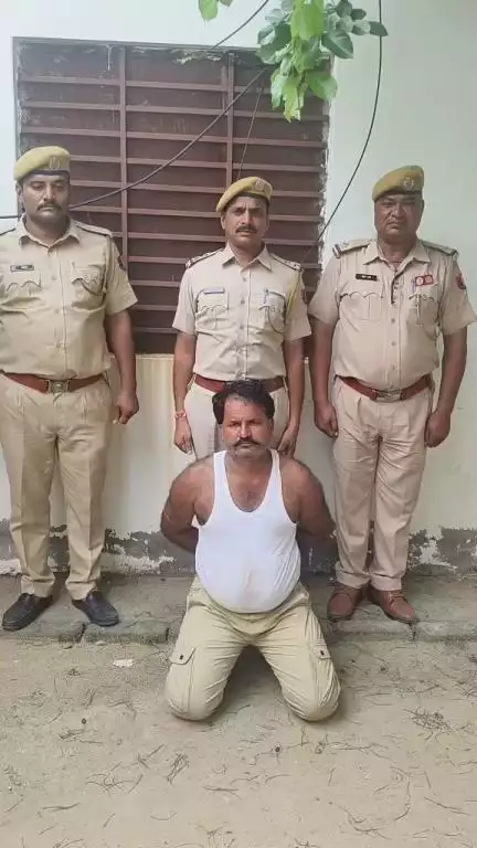 #Balotra: थाना जसोल द्वारा ऑपरेशन संपोलिया के तहत 3.1 Kg डोडा पोस्त & 560000/- रूपए जब्त।
तस्कर गेनाराम गिरफ्तार।