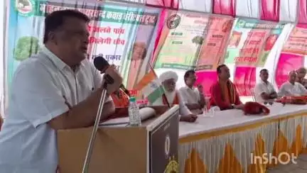 रोहट: रोहट के फेकारिया गांव स्थित विद्यालय में खेजड़ी पौधरोपण कार्यक्रम हुआ, 363 पौधे लगाए गए