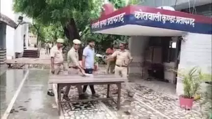 कुंडा: कुंडा पुलिस ने मोबाइल चोरी के मामले में वांछित अभियुक्त को सुवंश तिराहे से गिरफ्तार कर जेल भेजा