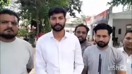 बिजनौर: बिजनौर में सोशल मीडिया पर एक युवक ने की आपत्तिजनक टिप्पणी, भाजपा कार्यकर्ताओं ने पुलिस से की शिकायत