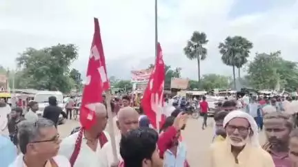 सनहौला: चुनाव आयोग के पुनरीक्षण कार्यक्रम के विरोध में महागठबंधन का सन्हौला में प्रदर्शन