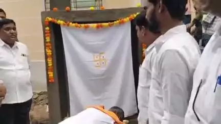 నిర్మల్: మామడ మండలం నల్దుర్తి గ్రామంలో రూ. 20 లక్షలతో నిర్మించిన నూతన గ్రామపంచాయతీ భవనాన్ని ప్రారంభించిన ఎమ్మెల్యే మహేశ్వర్ రెడ్డ