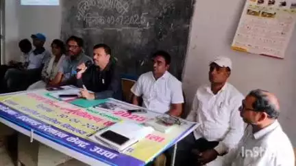 उधवा: यूपीएस गड़ल्ली में दो पालियों में गुरु गोष्ठी आयोजित, बीपीओ ने फर्जी एमडीएम एसएमएस करने वालों पर कार्रवाई की बात कही