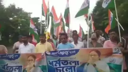 খড়গপুর ১: খড়্গপুরের বড়কলায় ২১ জুলায়ের প্রচার ও বামেদের ধর্মঘটের বিরুদ্ধে মিছিল ও পথসভা INTTUC -এর