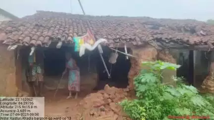 ତଲସରା: ଲଗାଣ ବର୍ଷା ପ୍ରଭାବରେ ବଡ଼ଗାଁ ଗ୍ରାମ ପଞ୍ଚାୟତର ବିଭିନ୍ନ ଗ୍ରାମ ରେ ୩୦ ଘର ଆଂଶିକ ଭାଙ୍ଗିଥିବା ସୂଚନା