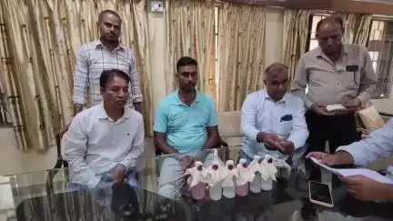 जयपुर: जयपुर जिला जेल में तैनात जेल प्रहरी को एसीबी ने ₹26,000 की रिश्वत लेते रंगे हाथों किया गिरफ्तार, मांगी थी ₹70,000