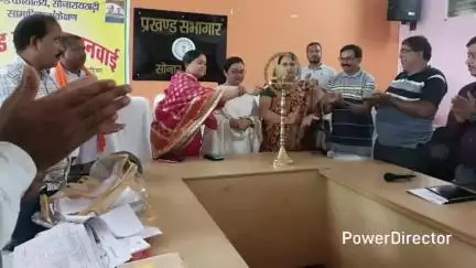 सोनारायठाढ़ी: सोनारायठाड़ी प्रखंड सभागार में मनरेगा सामाजिक अंकेक्षण के तहत प्रखंड स्तरीय जनसुनवाई का आयोजन किया गया