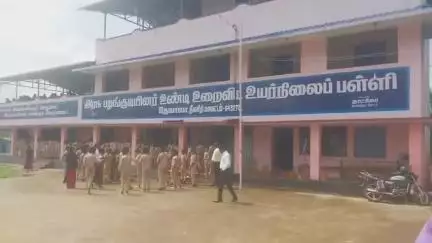 கூடலூர்: தேவாலா அரசு பழங்குடியினர் உண்டு உறைவிட உயர்நிலைபள்ளியில் கல்வியின் அவசியம் குறித்து விழிப்புணர்வு