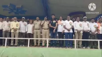 చెన్నూరు: రామకృష్ణాపూర్లోని ఠాగూర్ స్టేడియంలో ప్రారంభమైన స్టేట్ లెవెల్ గర్ల్స్ జూనియర్ ఫుట్ బాల్ పోటీలు