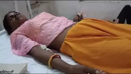 छोटी सरवन: भमरीयापाड़ा गांव में जमीन विवाद को लेकर चचेरे भाई ने शराब के नशे में बहन के साथ की मारपीट, एमजीएच में कराया गया उपचार