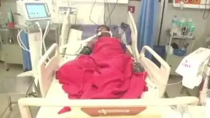 ಗಜೇಂದ್ರಗಡ: ರಾಜೂರು ಗ್ರಾಮದಲ್ಲಿ ವಿಷ ಸೇವಿಸಿದ ಪಾಗಲ್ ಪ್ರೇಮಿಗಳು, ಅಪ್ರಾಪ್ತೆ ಸಾವು, ಯುವಕ ಗಂಭೀರ