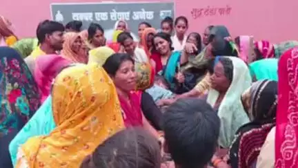 घाटमपुर: रडौली गांव में झोलाछाप के गलत इलाज से महिला की मौत, परिजनों ने किया हंगामा