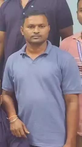మణుగూరు: మణుగూరు లోని రేగుల గండి చెరువులో సింగరేణి ఉద్యోగి సుంకరి శ్రీనివాస్ గల్లంతు