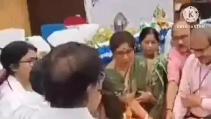 বাঁকুড়া ১: বাঁকুড়া মেডিকেলে প্রগ্রেসিভ হেলথ অ্যাসোসিয়েশনের মিটিং উদ্বোধন করলেন রাজ্যের মন্ত্রী ডক্টর শশী পাঁজা