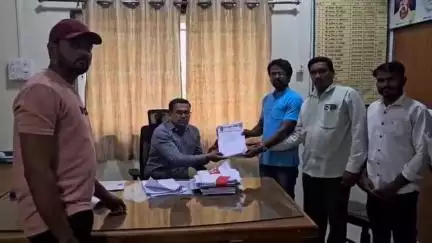 कळमनूरी: डोंगरकडा ग्रामपंचायत मध्ये 44 लाख रुपयांच्या नागरी सुविधा टेंडरमध्ये गैर व्यवहार,वंचितची चौकशीची मागणी,आंदोलनाचा इशारा