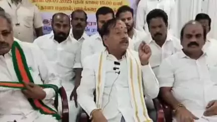 மயிலாடுதுறை: விஜய் வொர்க் ஃபிரம் ஹோம் அரசியல்வாதியாக செயல்படு கிறார் கள அரசியலுக்கு வர வேண்டும் பாஜக மூத்த தலைவர் எச் ராஜா மயிலாடுதுறையில் பேட்டி