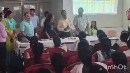 भैंसदेही: सीएमएचओ ने किया सामुदायिक स्वास्थ्य केन्द्र भैंसदेही का निरीक्षण
