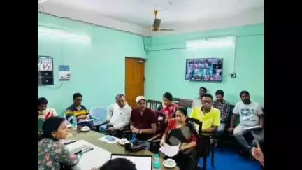 বসিরহাট ১: বসিরহাট পৌরসভার একাধিক ওয়ার্ডে জমে রয়েছে জল বসিরহাট পৌরসভায় বিশেষ বৈঠক আধিকারিক ও কাউন্সিলরদের