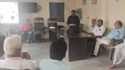 घट्टिया: कृषि साख सहकारी संस्था गोयला बुजुर्ग की विशेष सभा सम्पन्न, संस्था का पुनर्गठन