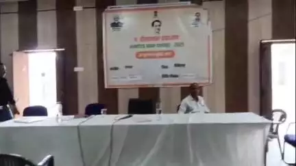 गंगरार: अंत्योदय पखवाड़ा का शुभारंभ गंगरार पंचायत समिति सभागार में हुआ, 1 घंटे बाद अधिकारी गायब, लोग भटकते रहे